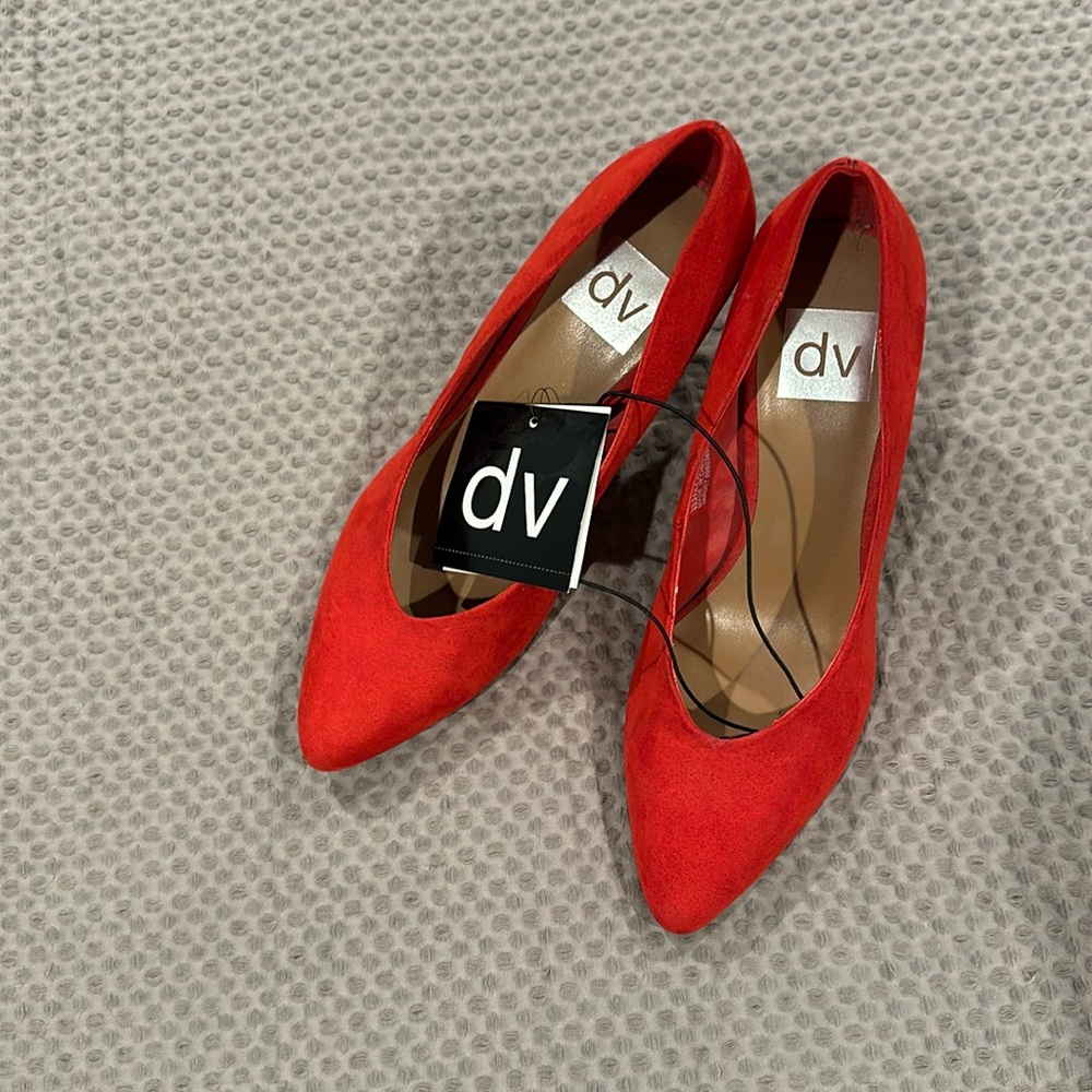 DV red heels - size 7 1/2